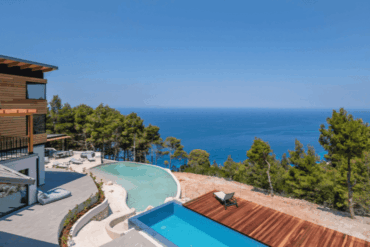 Villa the thinking traveler