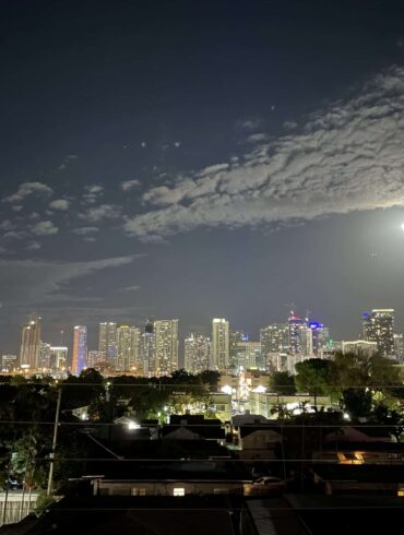 Vue sur la skyline depuis le rooftop ©Ceyliane Ratto