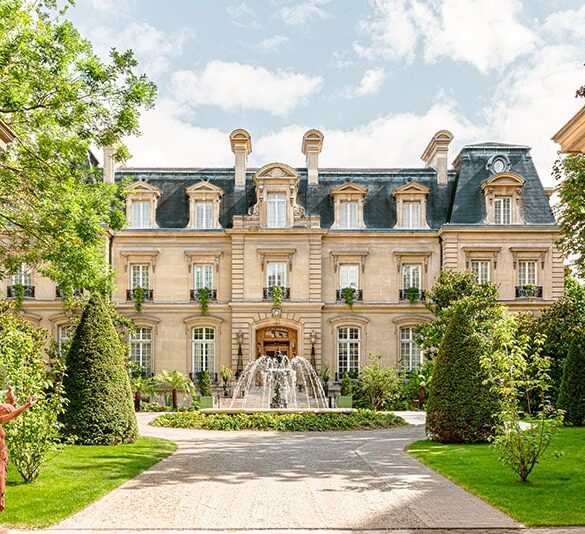 spa Guerlain Saint James
