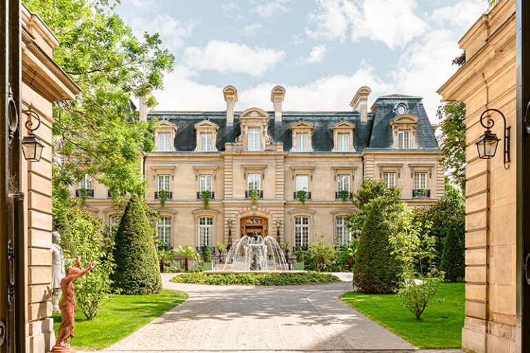 spa Guerlain Saint James