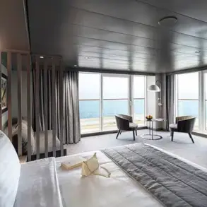 Suite MSC World Europa