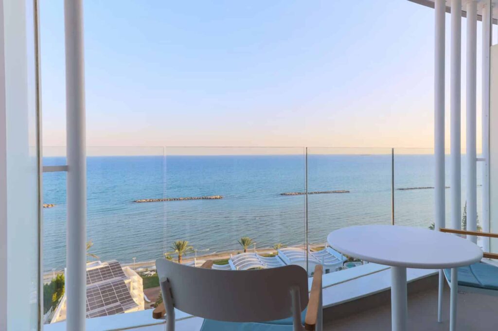 Radisson Beach 