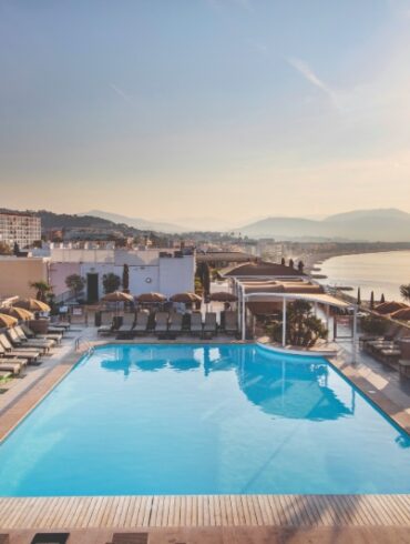 Vue baie des Anges, hôtel Radisson Blu Nice