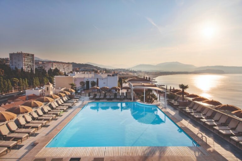 Vue baie des Anges, hôtel Radisson Blu Nice