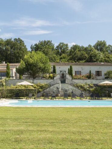 Vignoble, hôtel, Relais-de-Saint-Preuil-piscine