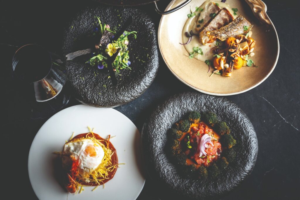 plats gastronomiques modernes servis au restaurant Unnic en Andorre