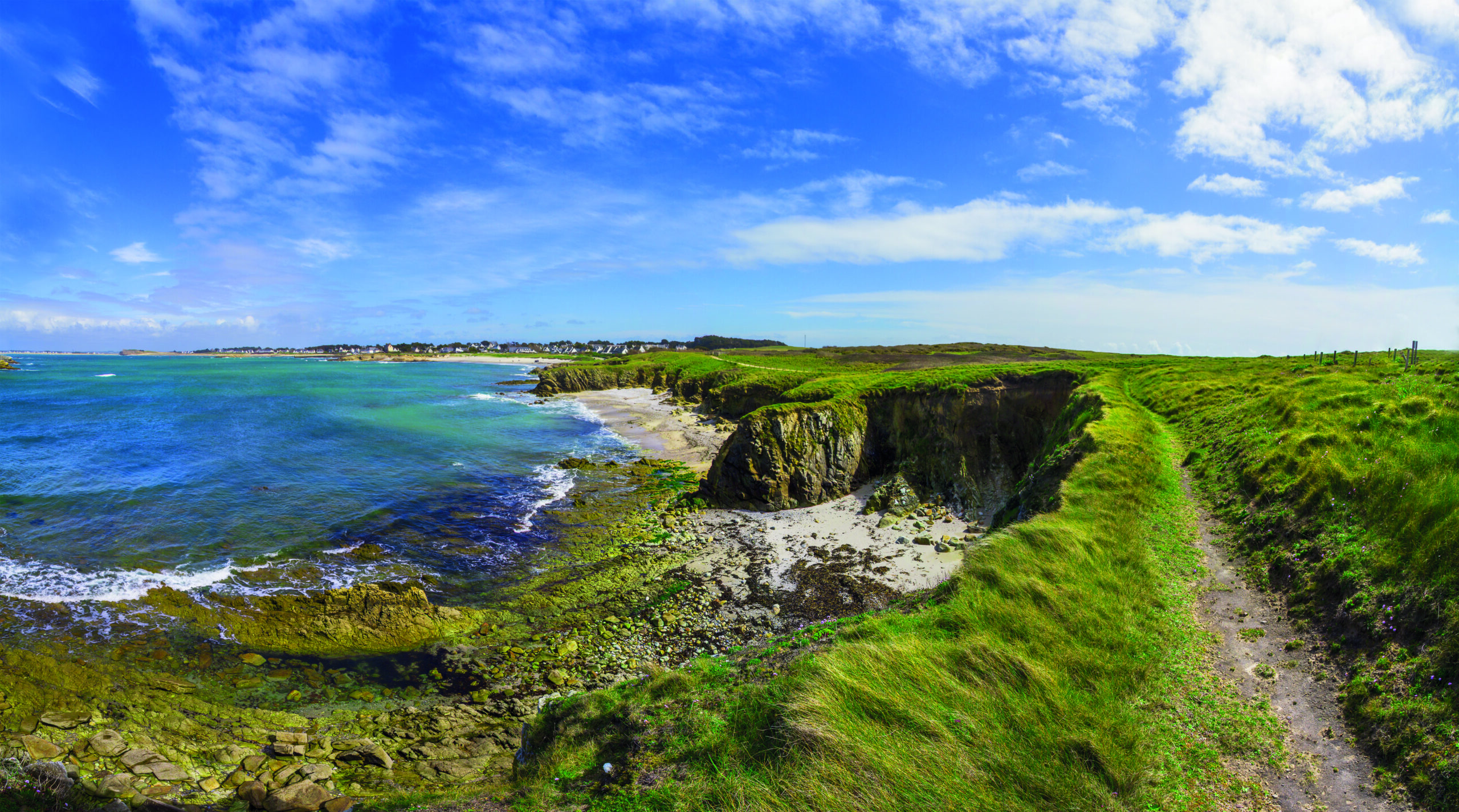 côte sauvage du Croisic falaises et océan Atlantique
