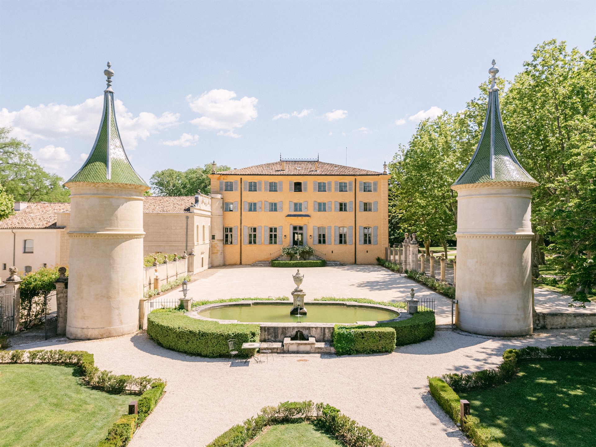 Château de Fonscolombe au Puy-Sainte-Réparade