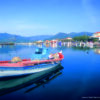 Bateaux colorés au port de Skala Kallonis, Lesbos, Grèce